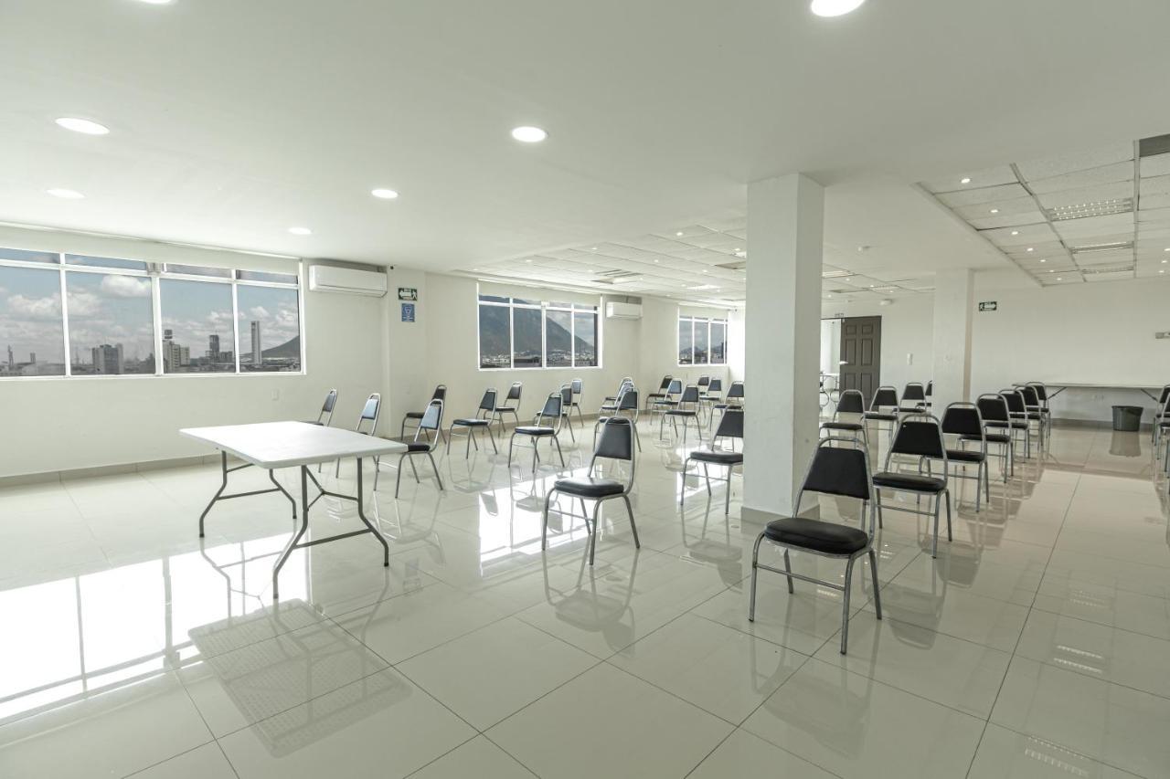 Hotel Plaza Del Arco Express Monterrey Ngoại thất bức ảnh
